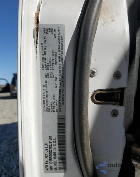 2021 Ram 1500 Classic Slt из США, поврежденный, VIN 1C6RR7GG2MS531291